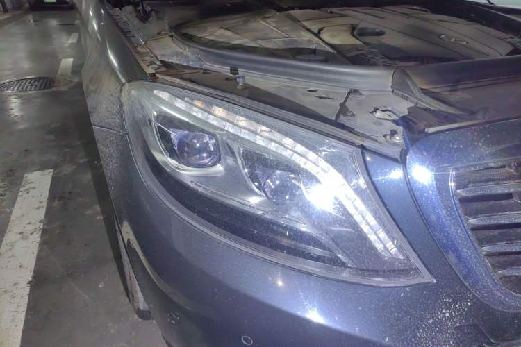 Used Mercedes-Benz S-Class 2014 S 400 L Prestige Edition Right Front Headlight