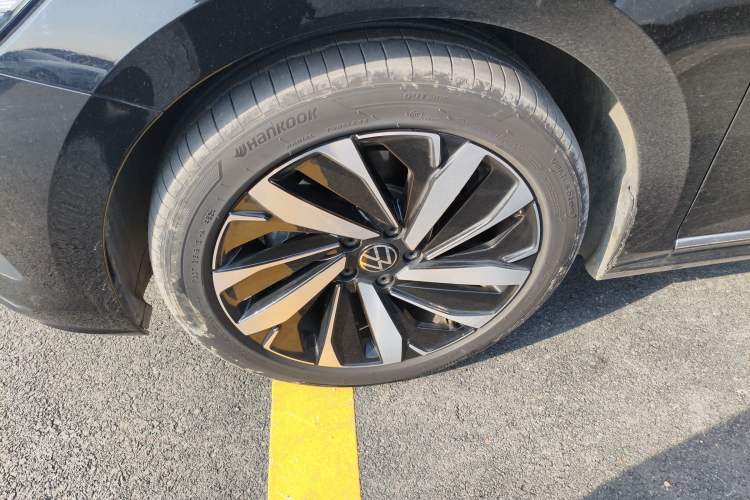 Used Volkswagen Passat 2025 Premium Version 380TSI Dragon Edition