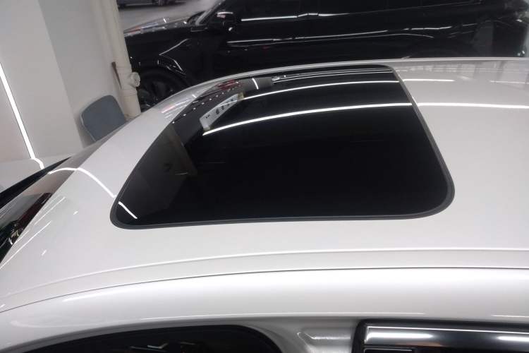 Used BMW 5 Series 2022 Second Facelift 525Li M Sport Package