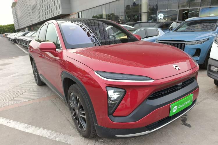 Used Nio EC6 2020 440 km Performance Version Front Right 45 Deg