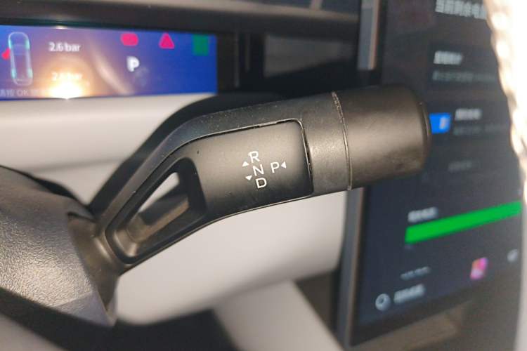 Used Lynk & Co Z10 2025 95 kWh 766 km Range Rear-Wheel Drive Max