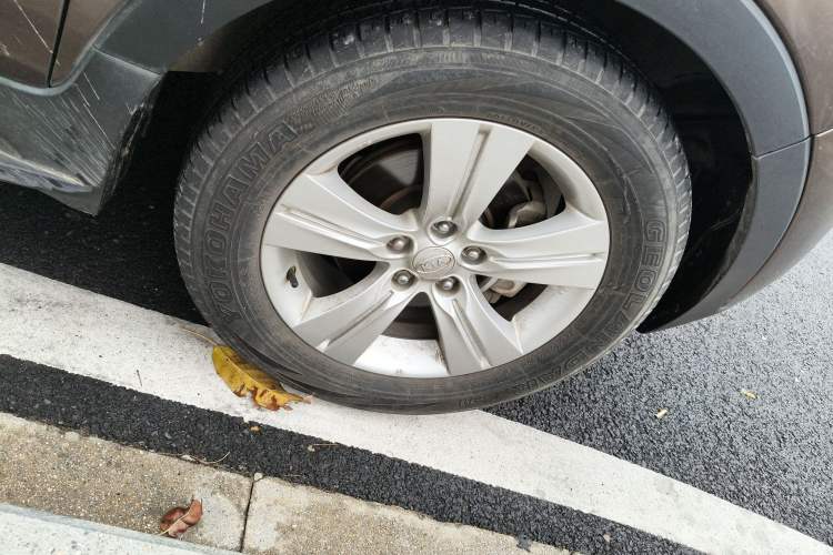 Used Kia Sportage R 2012 2.0L Automatic Two-Wheel Drive GLS
