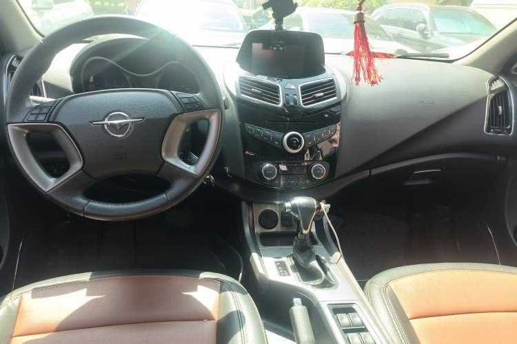 Used Haima S5 2016 1.5T CVT Enjoyment Edition Center Console