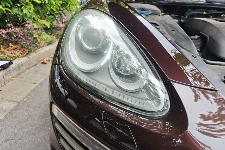 Used Porsche Cayenne 2014 Cayenne Platinum Edition 3.0T