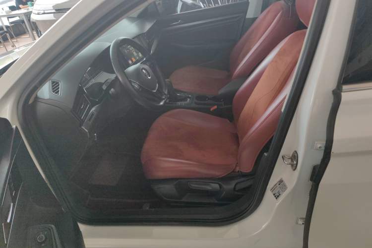 Used Volkswagen Bora 2019 1.5L Automatic Comfort Model Left Front Seat