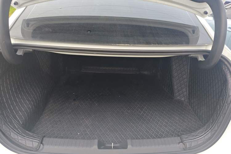 Used Geely Galaxy L6 2023 60km PLUS Trunk