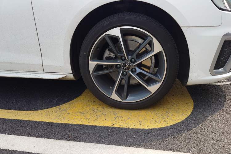 Used Audi A4L 2022 40 TFSI Fashion Dynamic Model