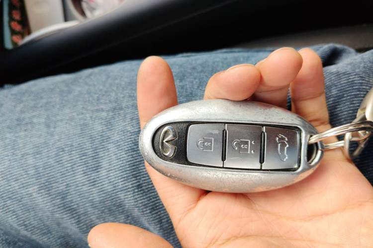 Used Infiniti QX50 2018 2.0T Two-Wheel Drive Fashion Edition
