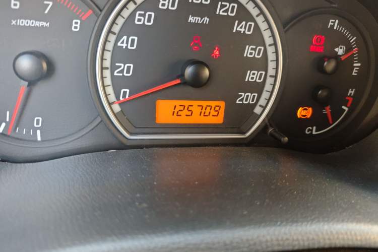 Used Suzuki Swift 2011 1.5L Manual Fashion Edition
