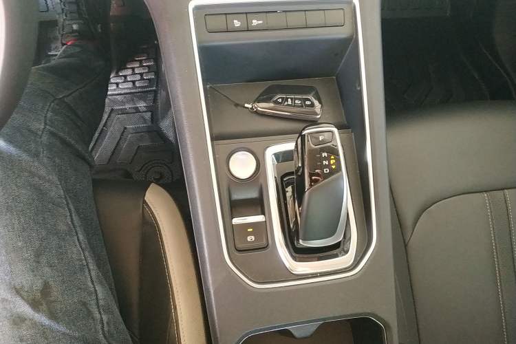 Used Dongfeng Aeolus E70 2021 Revised Version 360H Battery-Swap Edition
