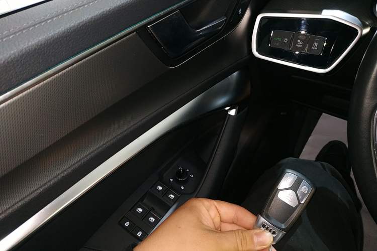 Used Audi A7L 2024 45TFSI S-line Dream-Building Edition Flow Crystal Package
