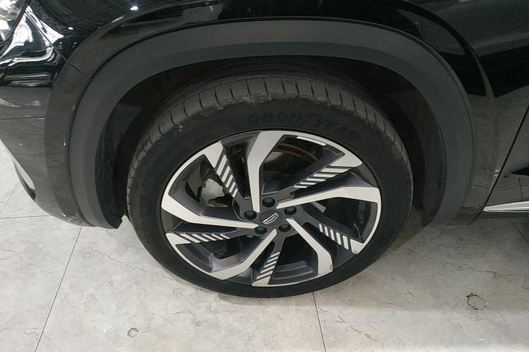 Used Geely Auto Monjaro L 2024 2.0TD High-Power Automatic Two-Wheel Drive Skyline Edition