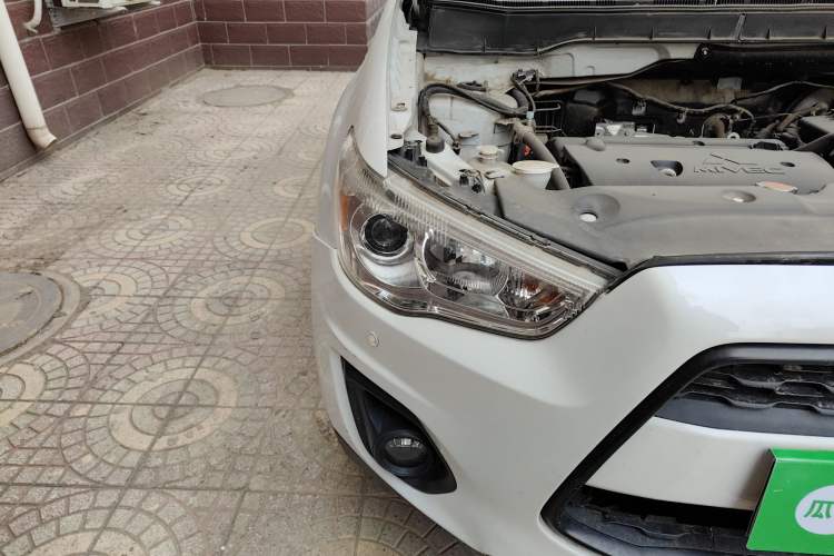 Used Mitsubishi ASX 2013 2.0L CVT Two-Wheel Drive Elite Edition