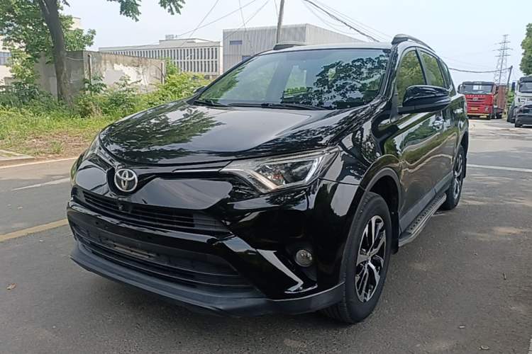 Used Toyota RAV4 2016 2.0L CVT Two-Wheel Drive Fashion Edition China V Standard Guazi used car, China used car export, Used car for sale, Used  cars, Cheapest cars for sale