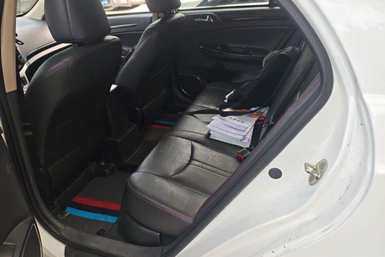 Used BYD e5 2016 300 Luxury Edition
