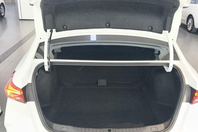 Used Buick Verano 2023 Pro Enjoyment Edition Trunk