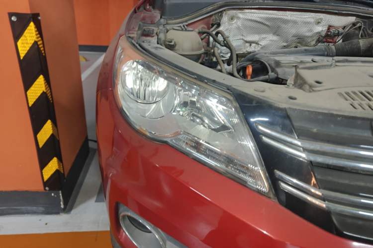 Used Volkswagen Tiguan 2012 1.8TSI Automatic Two-Wheel Drive Elite Edition Right Front Headlight