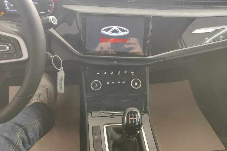 Used Chery Arrizo 5 2025 Excellence Version 1.5L Manual Fashion Edition
