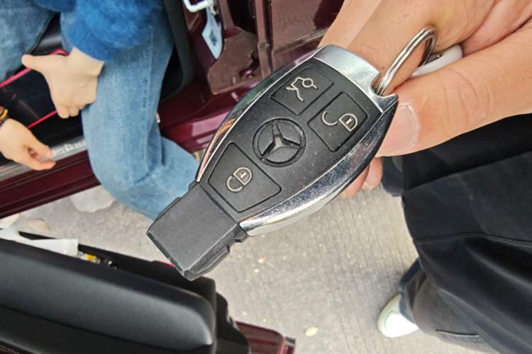 Used Mercedes-Benz C-Class 2011 C 200 CGI Elegant Model
