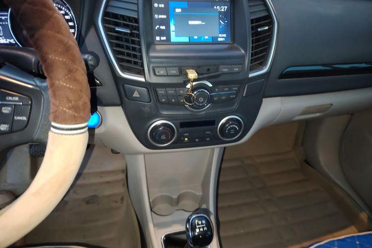 Used Dongfeng Aeolus A60 2016 1.5L Manual Luxury Version
