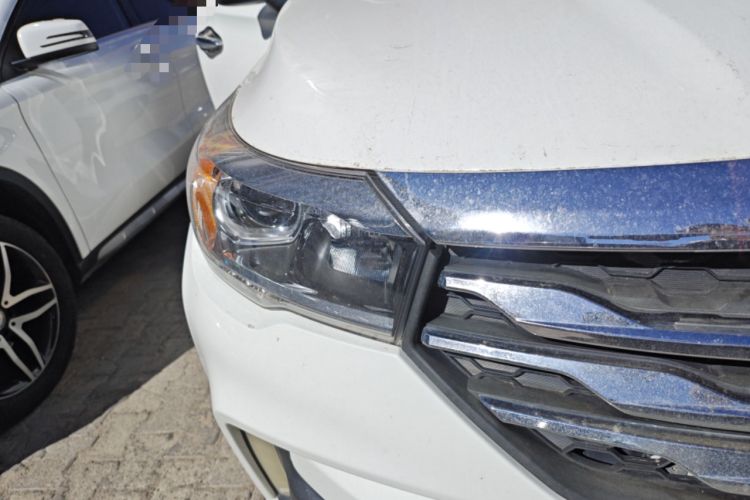 Used GAC Trumpchi GS4 2017 200T Manual Two-Wheel Drive Elite Edition Right Front Headlight