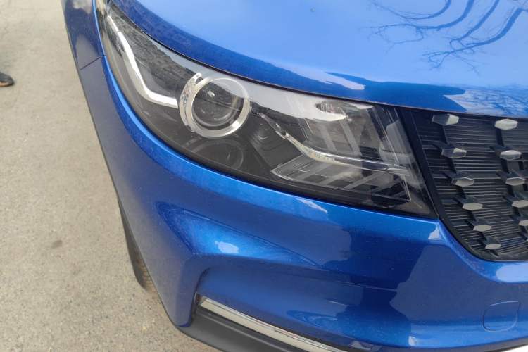 Used Dongfeng Fengon ix5 2019 220T CVT ZhiShang Version China VI Standard Right Front Headlight