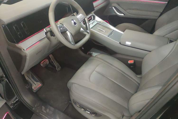 Used Denza N9 2025 Flagship Model