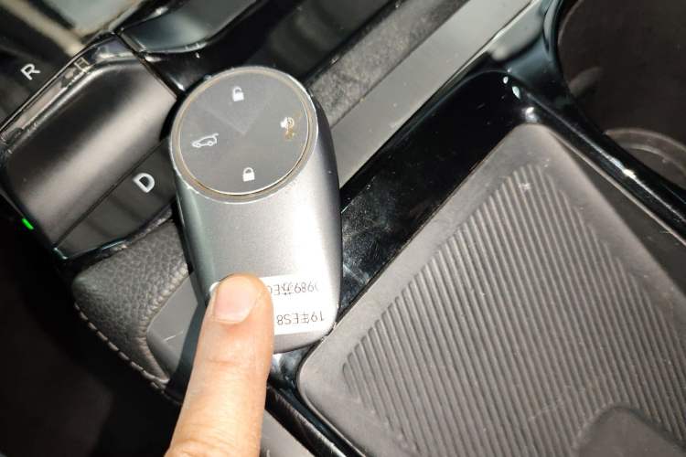 Used Nio ES8 2018 355 km Base Version 7-Seater Edition
