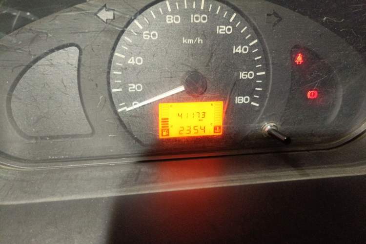 Used Wuling Rongguang 2012 1.5L Extended Basic Version
