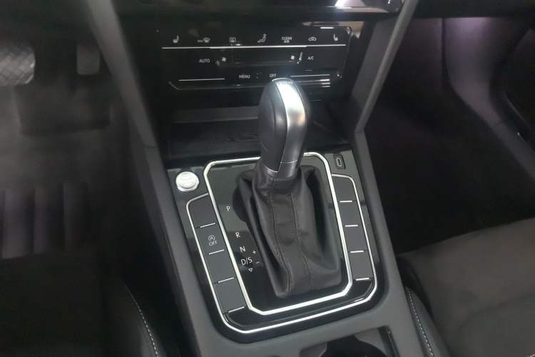 Used Volkswagen Magotan 2020 330TSI DSG Luxury Edition