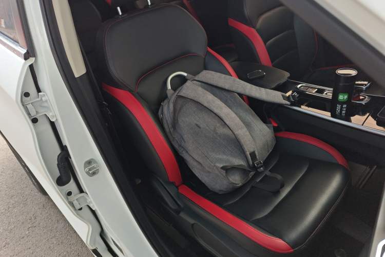 Used SOL X8 2021 300T DCT Luxury Smart Connect Edition 6 Seats