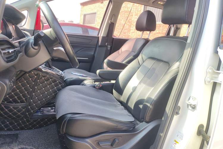 Used GAC Trumpchi M6 2021 270T DCT Luxury Edition (7-seater) Left Front Seat