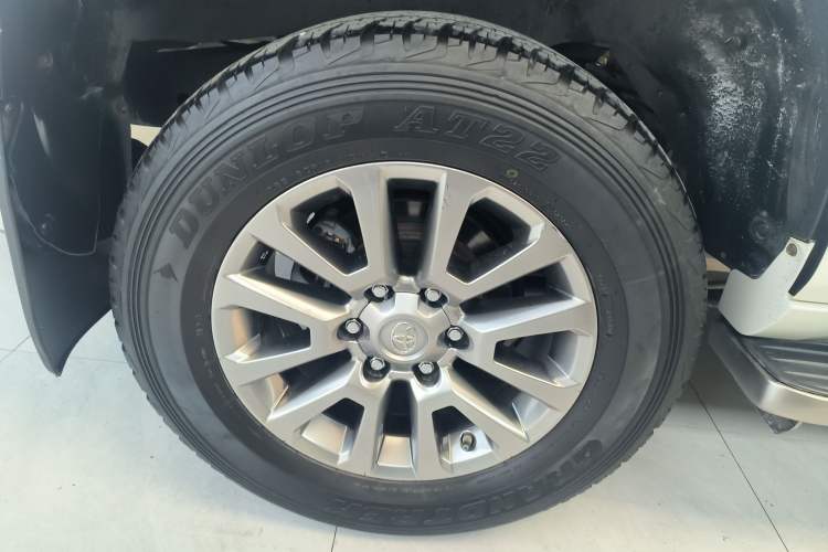 Used Toyota Prado 2018 3.5L Automatic TX-L with Rear-Mounted Spare Tire