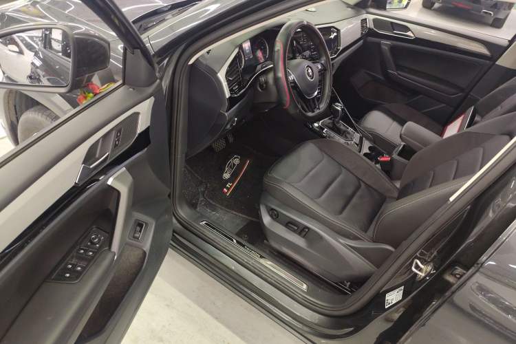 Used Volkswagen Tayron 2021 280TSI Two-Wheel Drive Luxury Smart Connectivity Version
