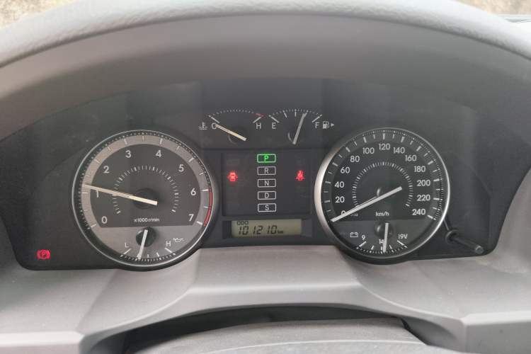 Used Toyota Land Cruiser 2015 4.0L V6 Middle East Low-Trim Version Instrument Cluster