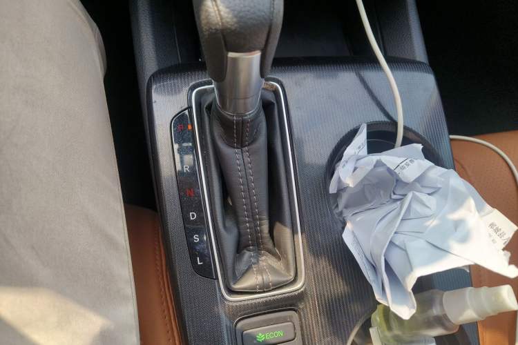 Used Honda Civic 2022 240TURBO CVT Dynamic Edition Gear Lever