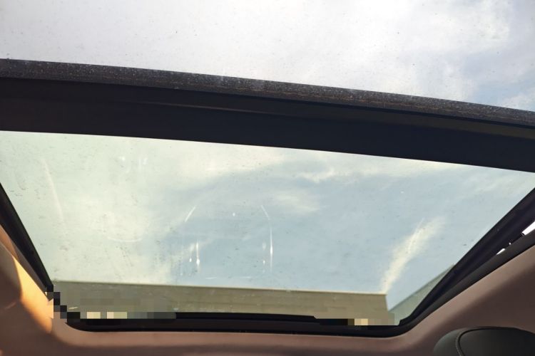 Used Roewe RX5 2016 20T Two-Wheel Drive Automatic Internet Smart Edition