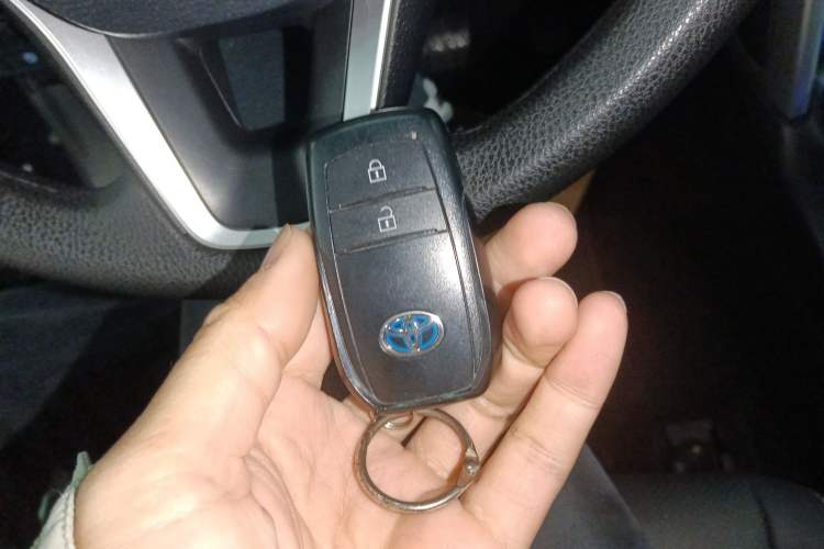 Used Toyota FRONTLANDER 2023 2.0L Smart Electric Hybrid Dual-Engine Luxury Edition
