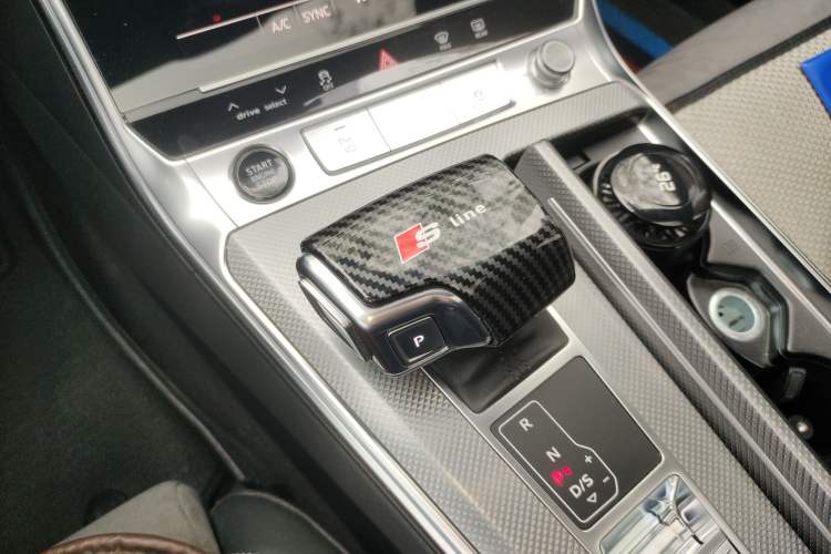 Used Audi A6L 2023 40 TFSI Luxury Dynamic Model Gear Lever