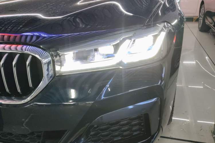 Used BMW 5 Series 2022 Restyled 530Li Leading Edition M Sport Package Left Front Headlight