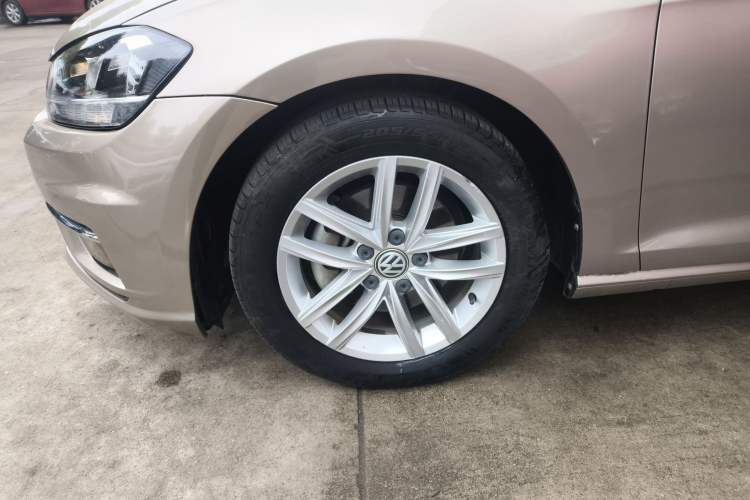 Used Volkswagen Golf 2018 230TSI Automatic Comfort Model