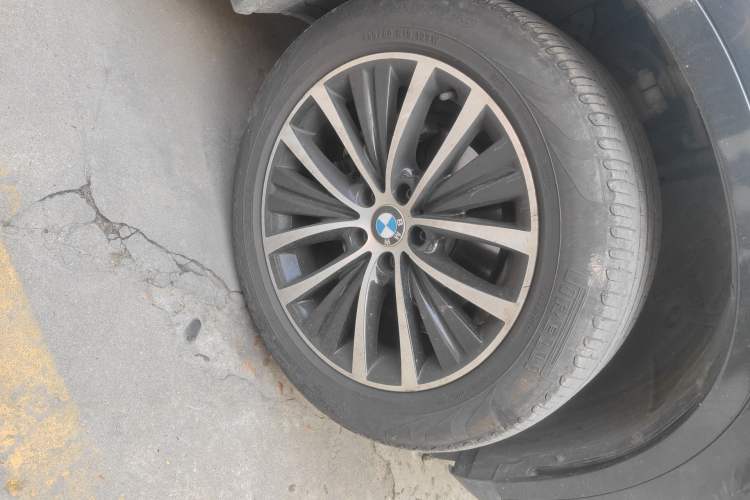 Used BMW X5 2017 xDrive28i Exterior 7