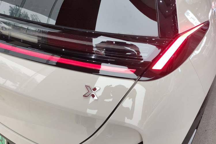 Used Zeekr X 2024 Four-Seat Rear-Drive Version Right Rear Taillight