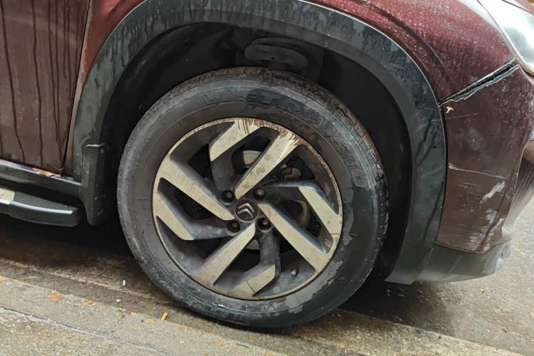 Used Citroen C3-XR 2015 1.6L Manual Pioneer Model Right Front Wheel Hub