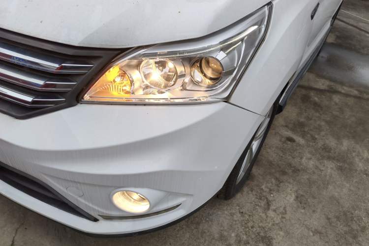 Used HYOSOW H3 2016 H3F 1.5L Manual Luxury Model
