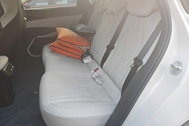 Used BYD Seal 06 New Energy 2024 DM-i 120KM Luxury Model