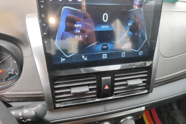 Used Toyota YARiS L Zhi Xuan 2015 1.5E Automatic Charm Edition Audio And AC Panel