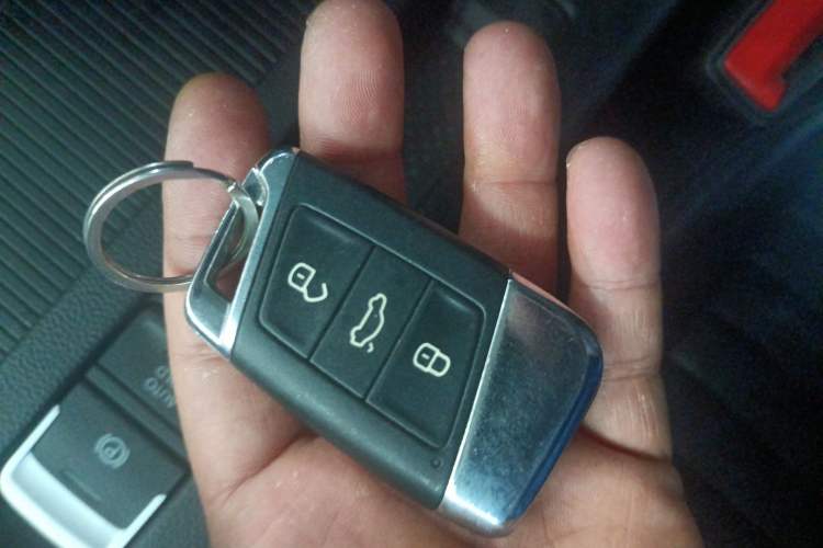 Used Volkswagen Magotan 2018 330TSI DSG Advanced Model
