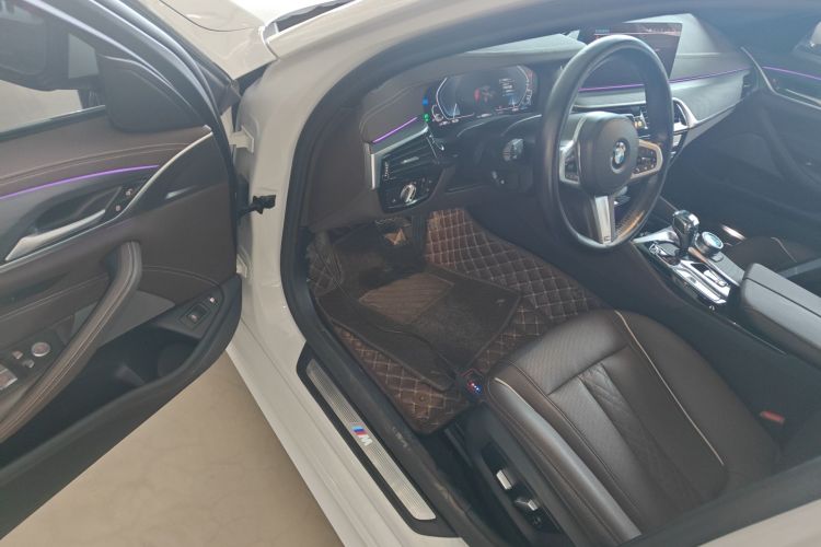 Used BMW 5 Series New Energy 2022 535Le M Sport Package Driver Seat