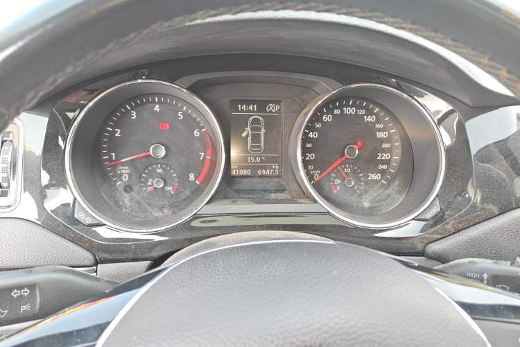 Used Volkswagen Sagitar 2018 280TSI DSG Ignite Edition Instrument Cluster